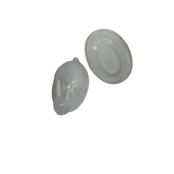 Sealed  Spring Easter Bunny Butter or Soap Dish - Picture 5 of 7